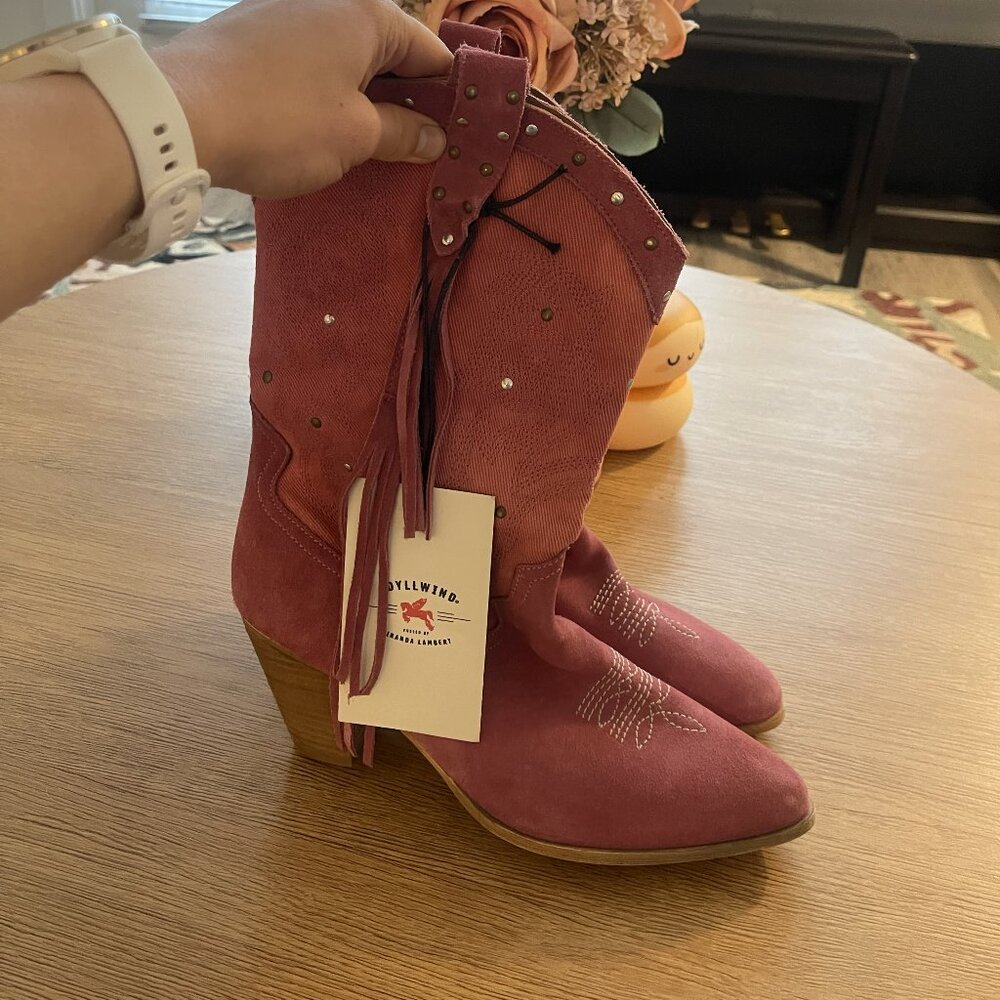 Idyllwind by Miranda Lambers Pink Suede Fringe Heeled Cowgirl Boots